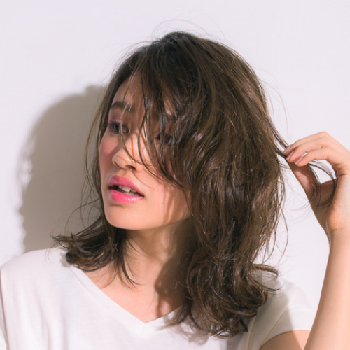 【デザインカラー☆】ハイライトorローライト(光色イルミナカラー＋￥3,300）＋カット＋カラー　　